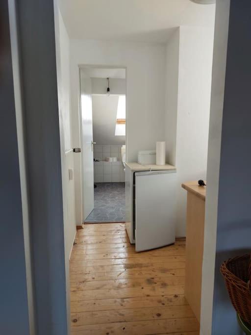 Helle Ruhige Zimmer Zu Vermieten Kassel Exteriör bild